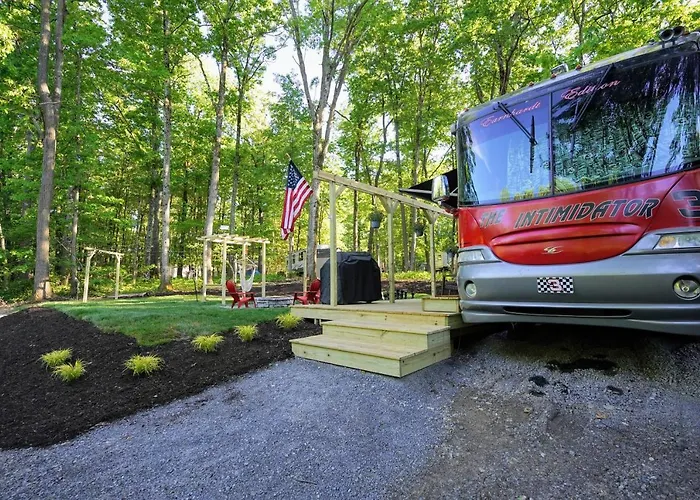 3E *Glamping At Treasure Lake*
